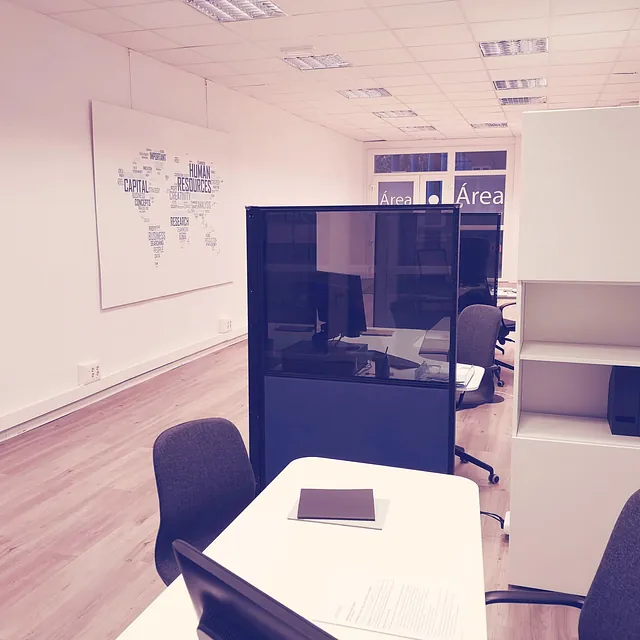 ASFING SOL.EMPRESARIALES SL sala cursos